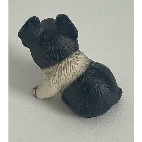 Vintage The Harvey Knox Kingdom PIG SITTING Piglet Figurine Japan - Picture 3 of 4